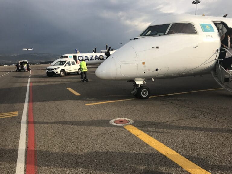 Sampling Kazakhstan’s Turboprop LCC: Astana to Almaty on  a Qazaq Air Dash 8 Q400