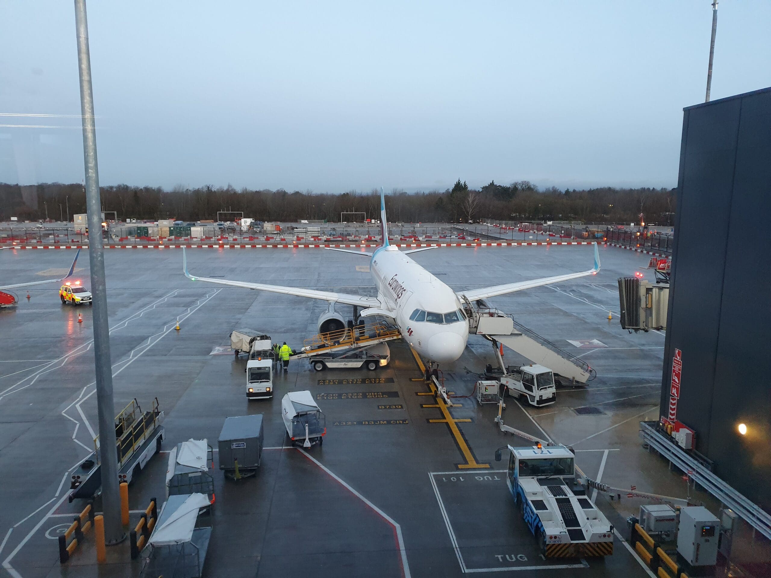 Sampling the Low Cost German Giant: Manchester to Dusseldorf with Eurowings