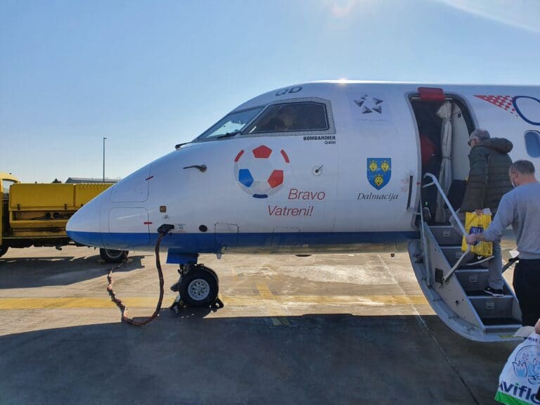 A Scenic Dash 8 Q400 Ride: Zagreb to Split with Croatia Airlines