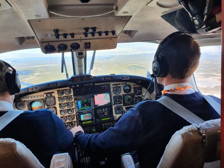 Flying an Old King Air on a Scheduled Commercial Flight: Stockholm to Sveg with Jonair