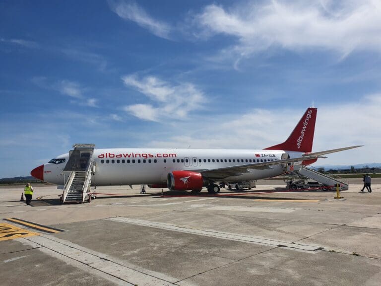 Riding a Boeing 737 Classic Across the Adriatic: Forli to Tirana with Albawings
