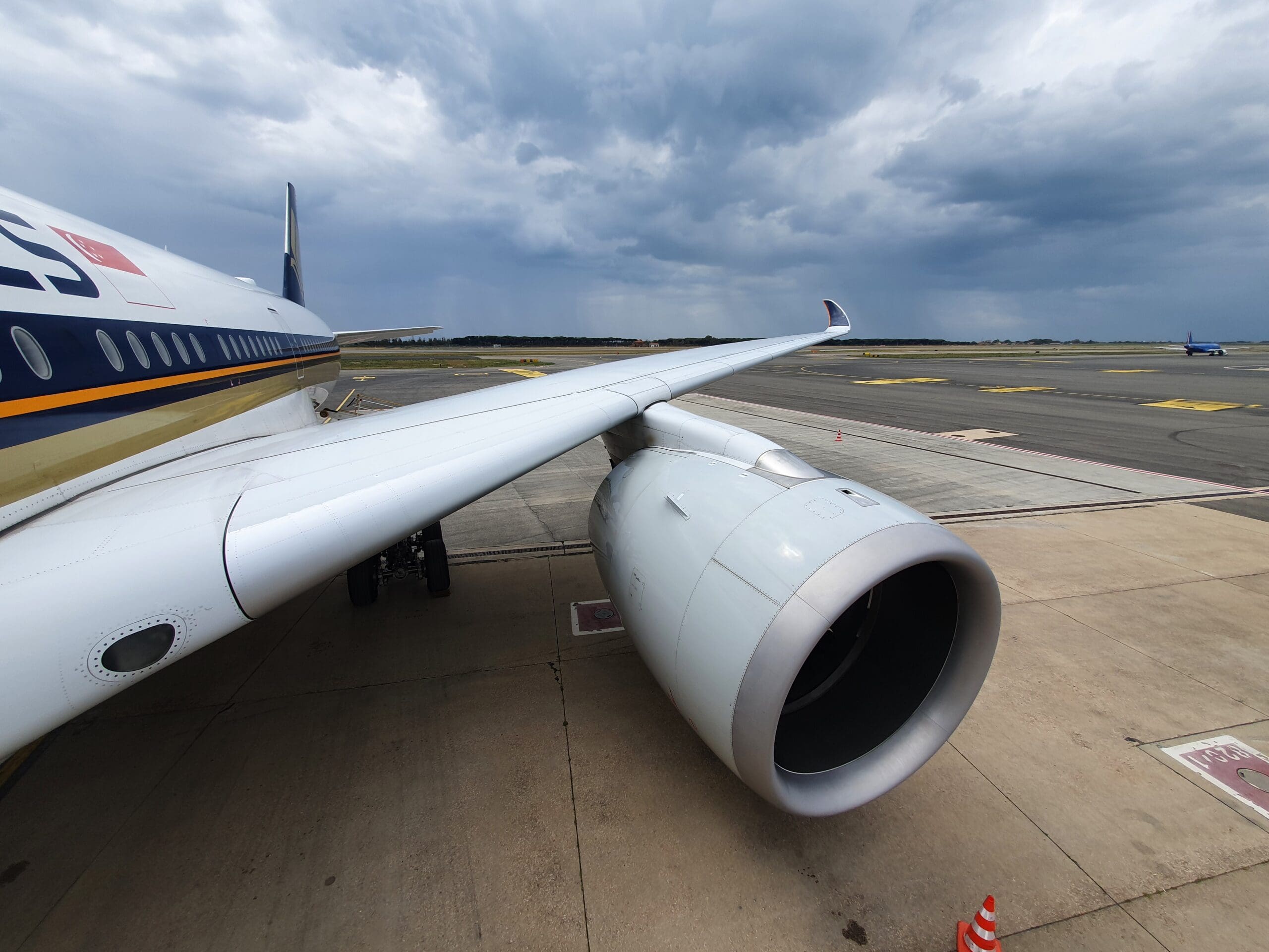 Are They Really That Good? My First Ride with Singapore Airlines: Copenhagen to Rome on an A350