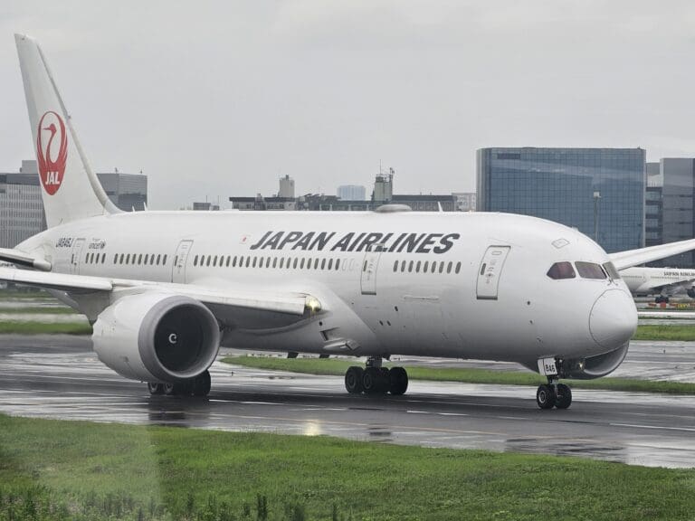 Long Haul with Japan Airlines: London Heathrow to Tokyo Haneda on a Boeing 787-9 Dreamliner