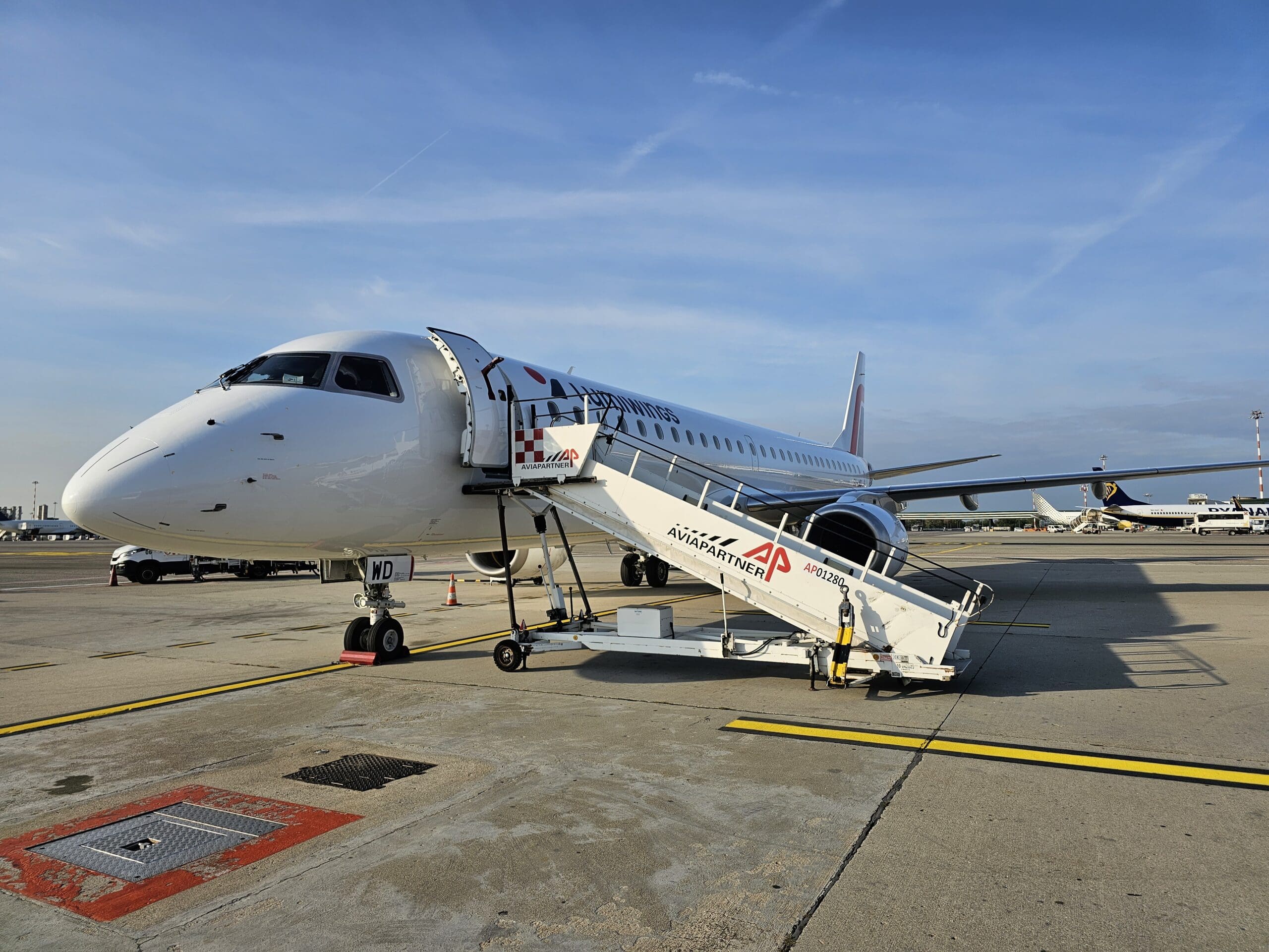 Mission 737 Classic Failed: Foggia to Milan on a Greek Embraer