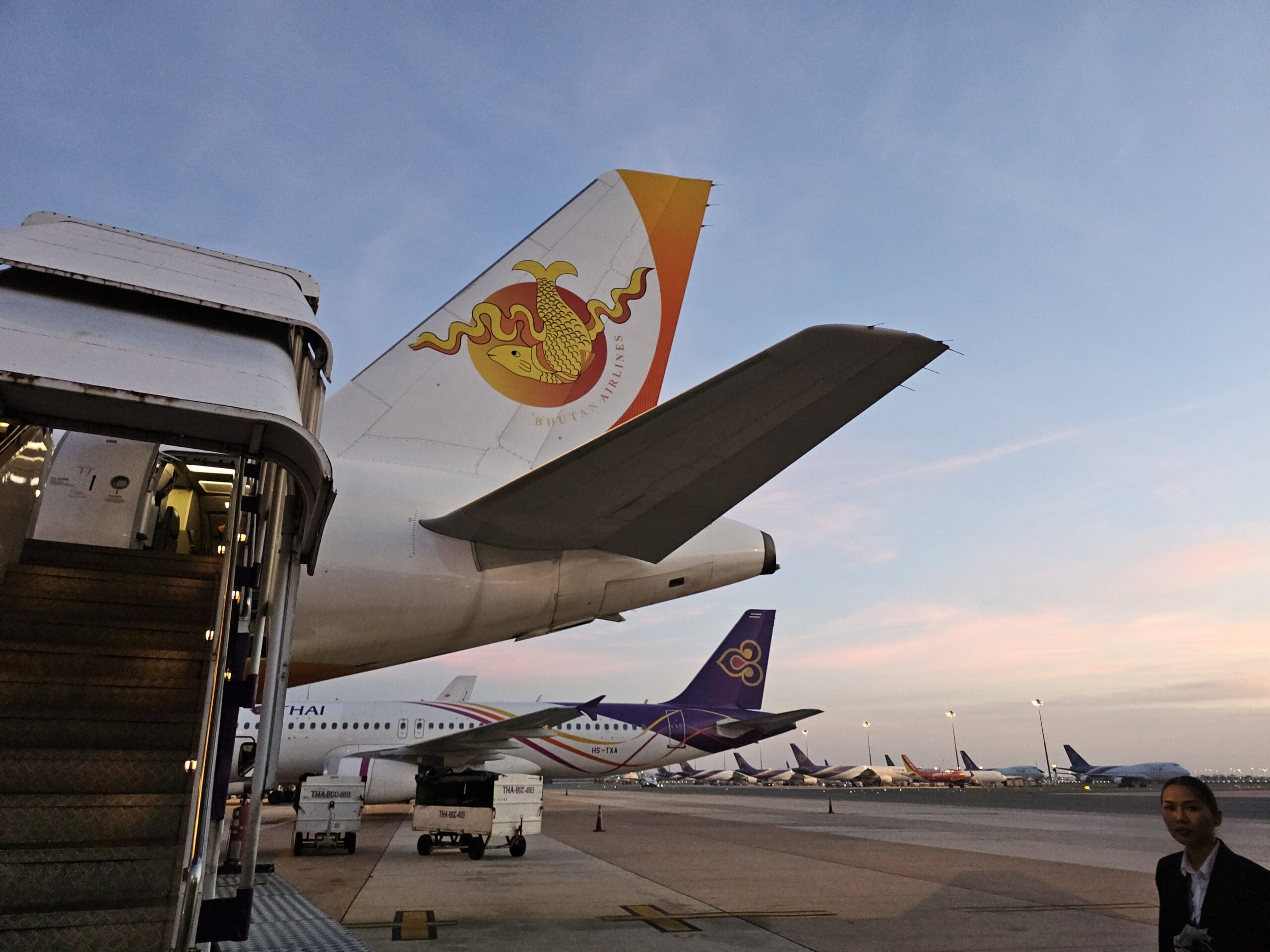 A Taste of Bhutan: Bangkok to Kolkata on a Bhutan Airlines A319