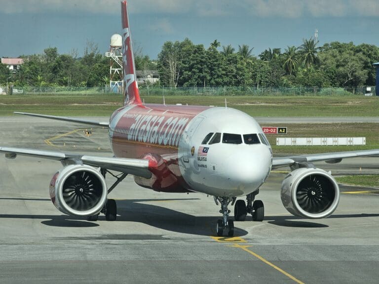 Leaving Sarawak on AirAsia: Miri to Kuala Lumpur